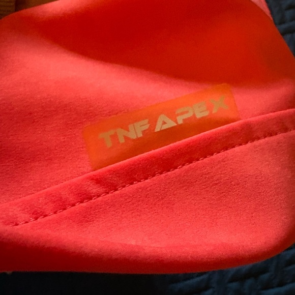 The North Face Women's Coral Utility Soft-Shell Jacket - Picture 6 of 6